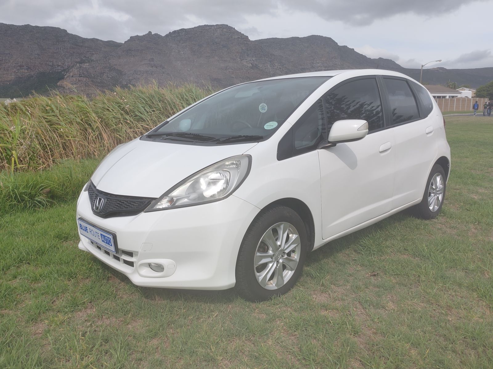 HONDA JAZZ 2013