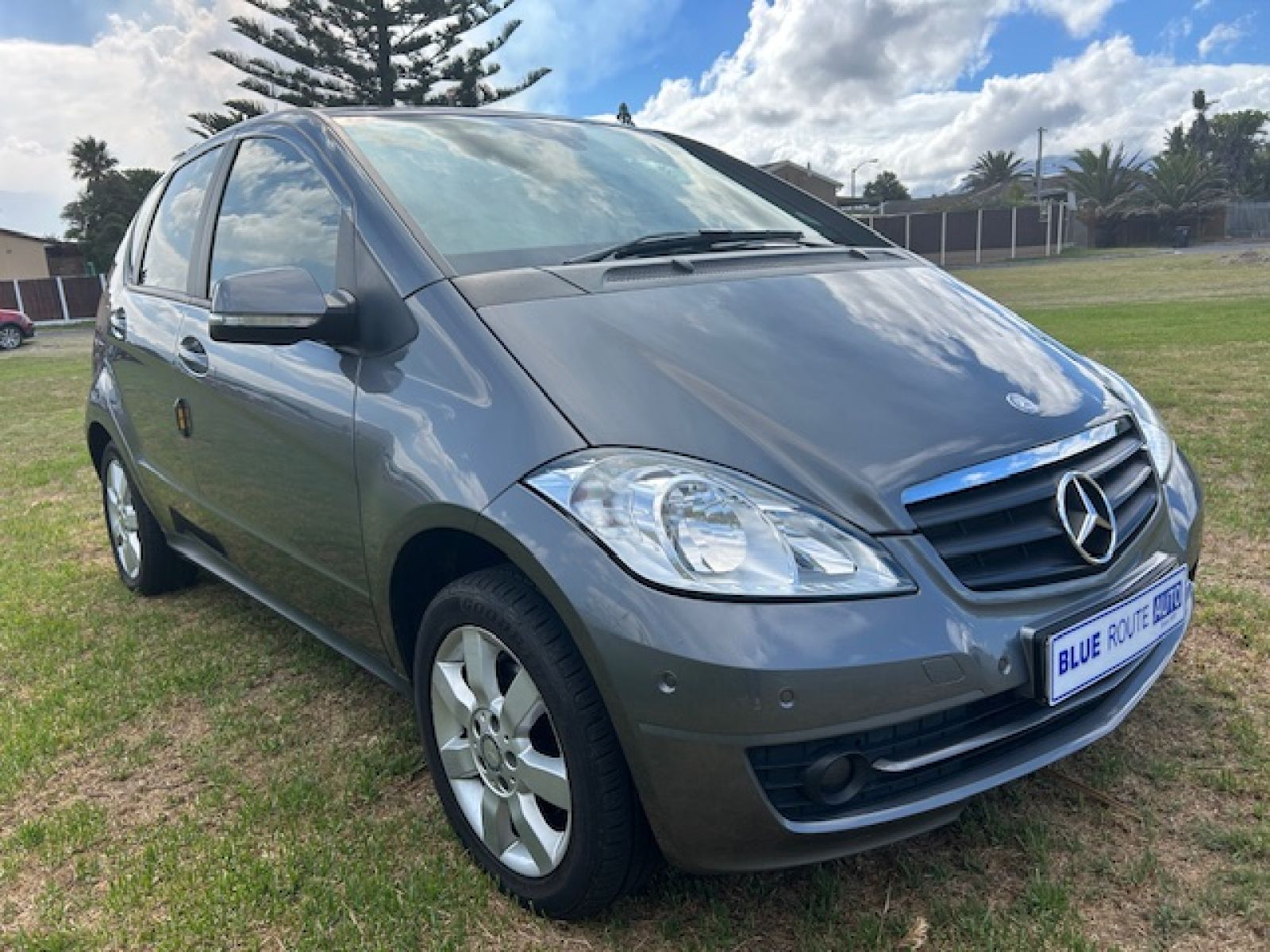MERCEDES-BENZ A-CLASS 2012