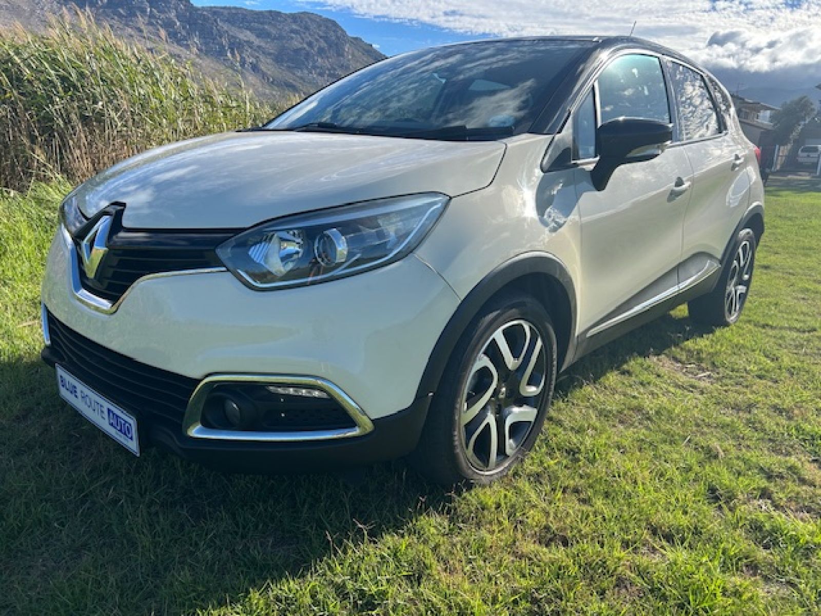 RENAULT CAPTUR 2015