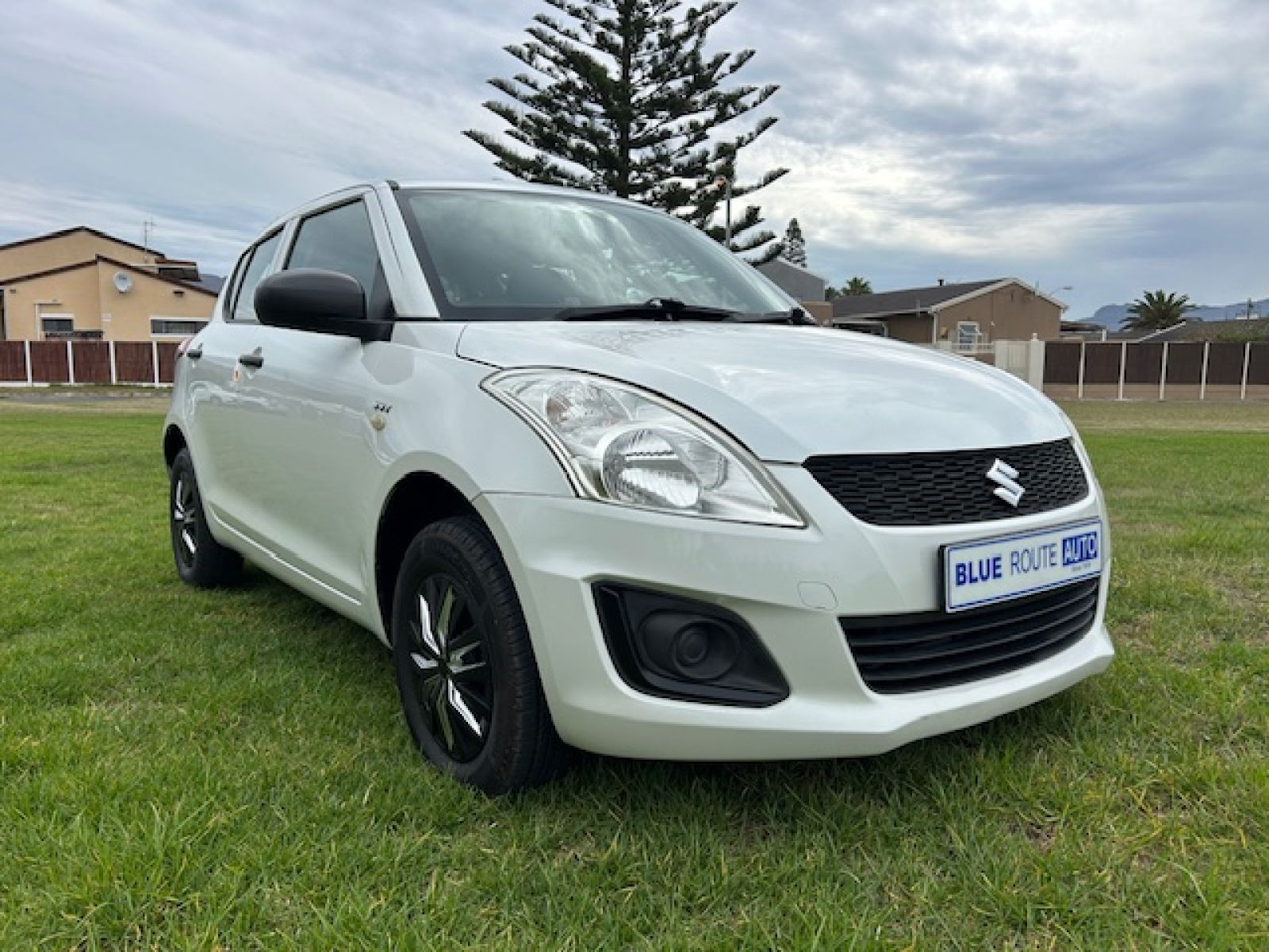 SUZUKI SWIFT 2017