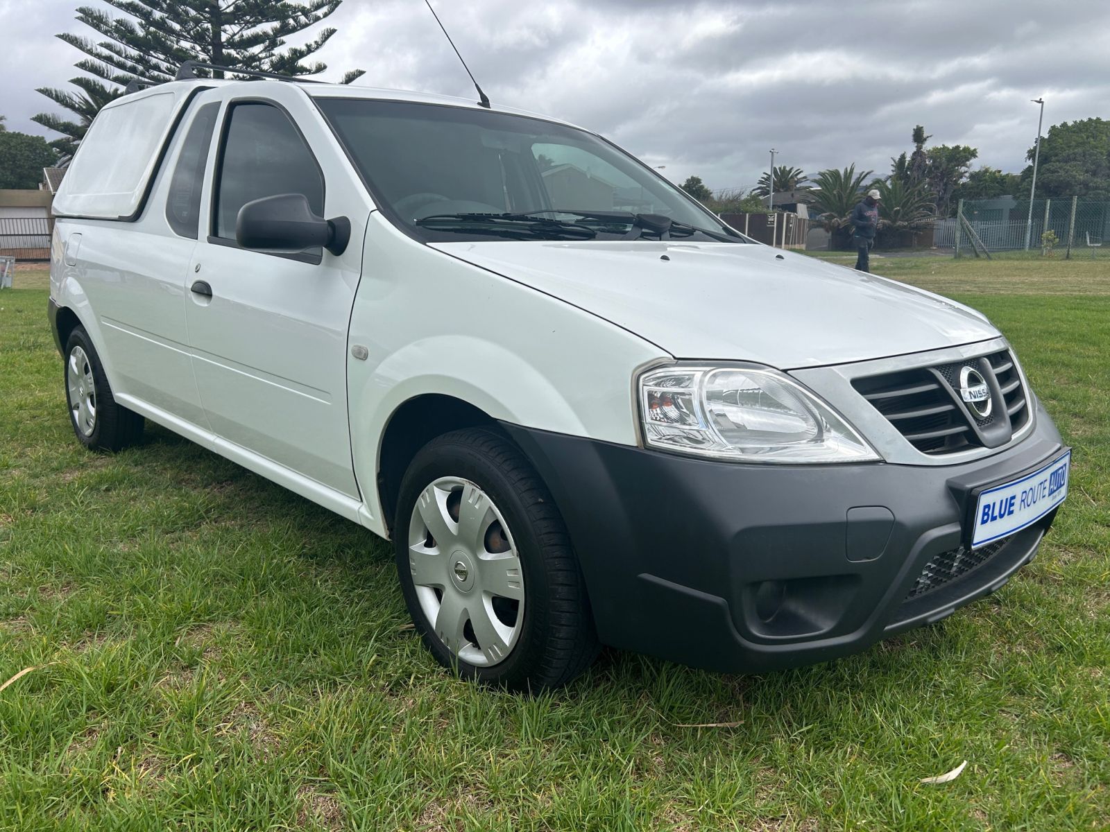NISSAN NP200 2020