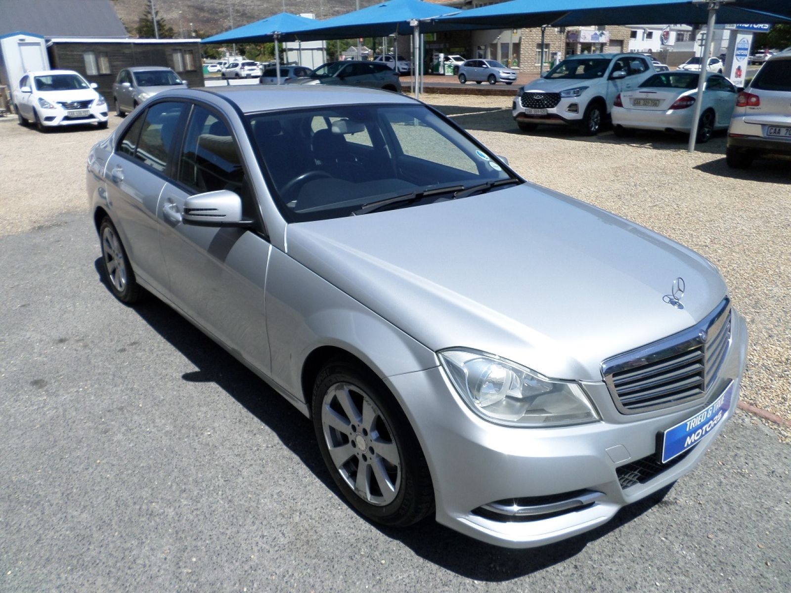 MERCEDES-BENZ C-CLASS SEDAN 2013