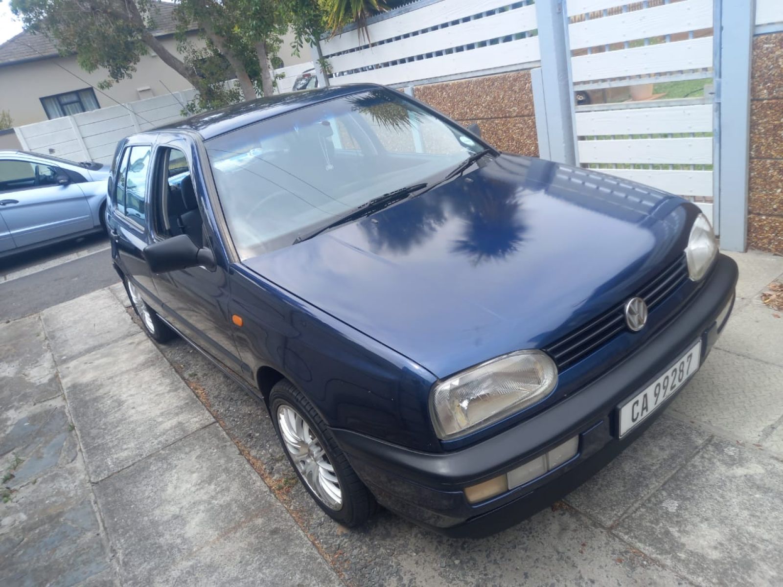 VOLKSWAGEN GOLF 1997